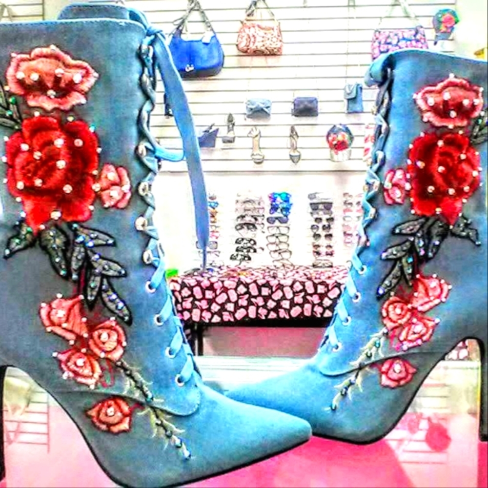 NEW! BlueDenim Stiletto MidCalf Boot!